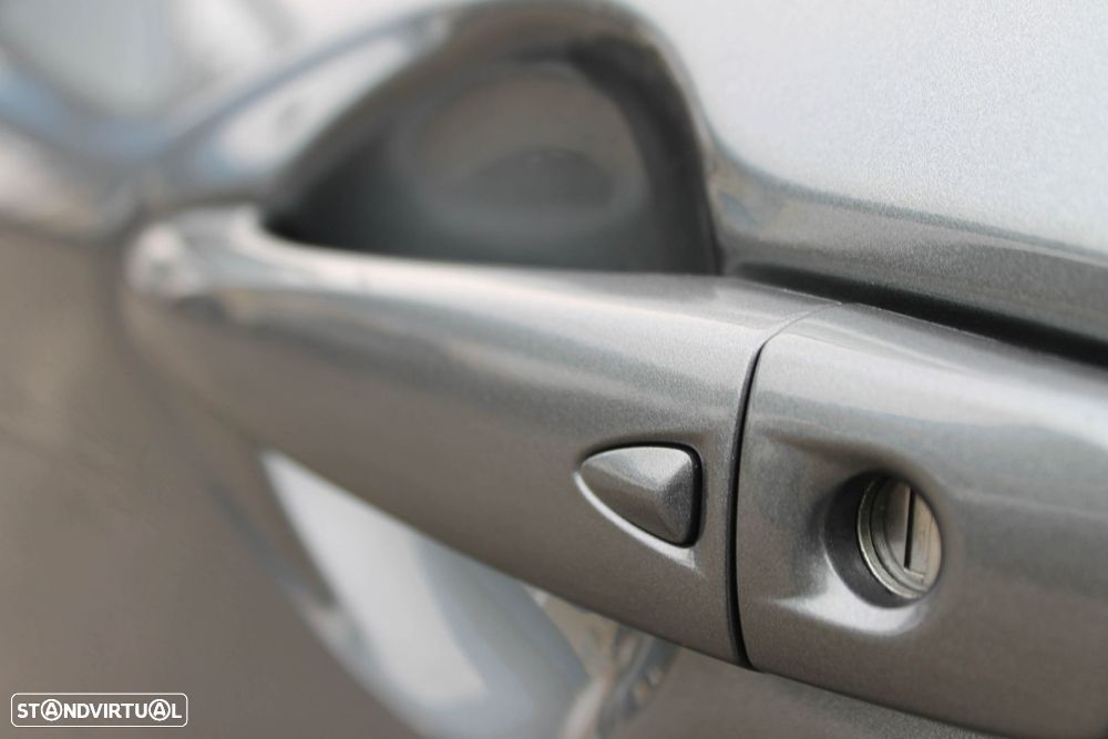 Nissan Qashqai 1.5 dCi N-Connecta J18+Led - 5