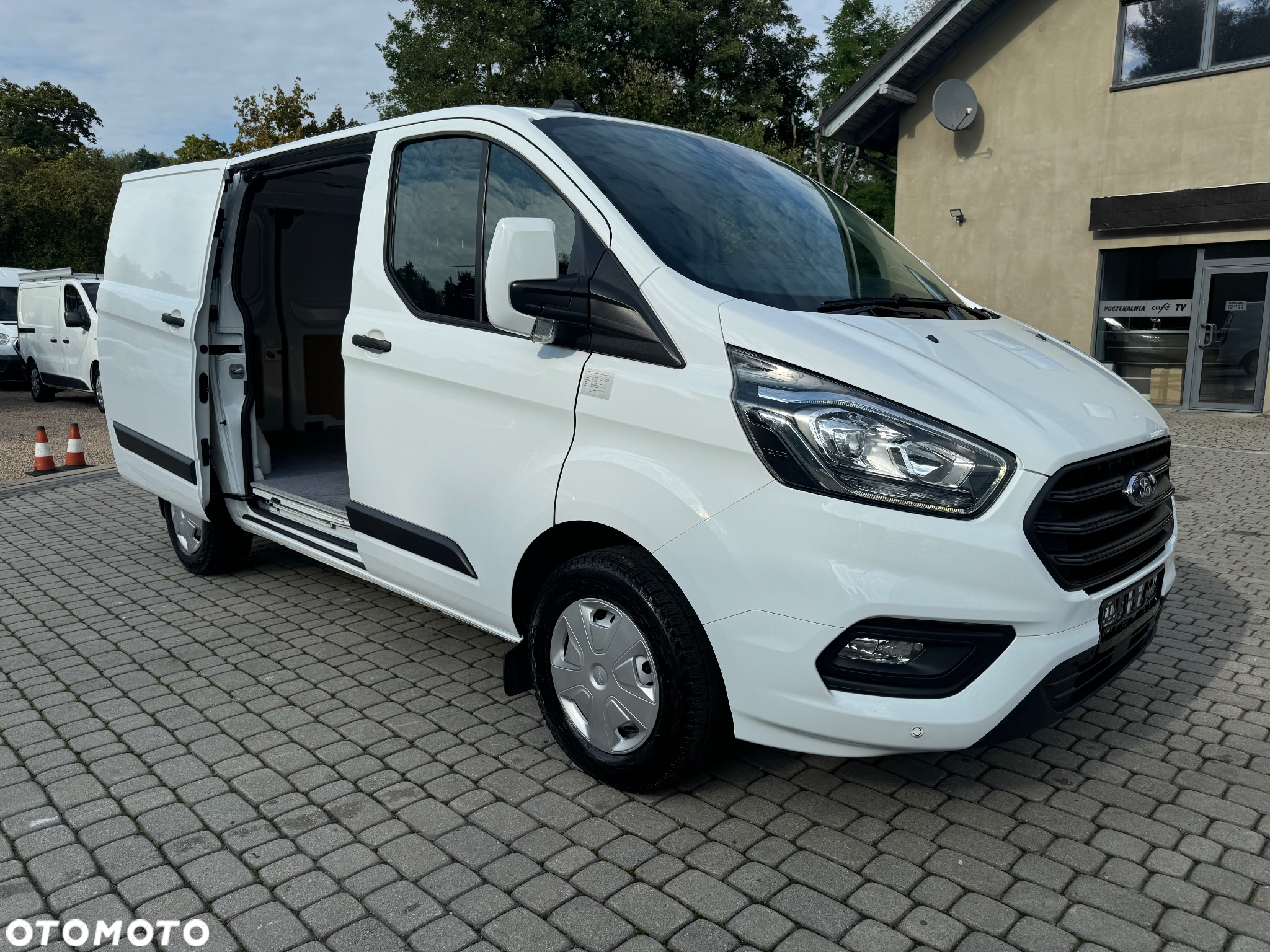 Ford Transit Custom - 9