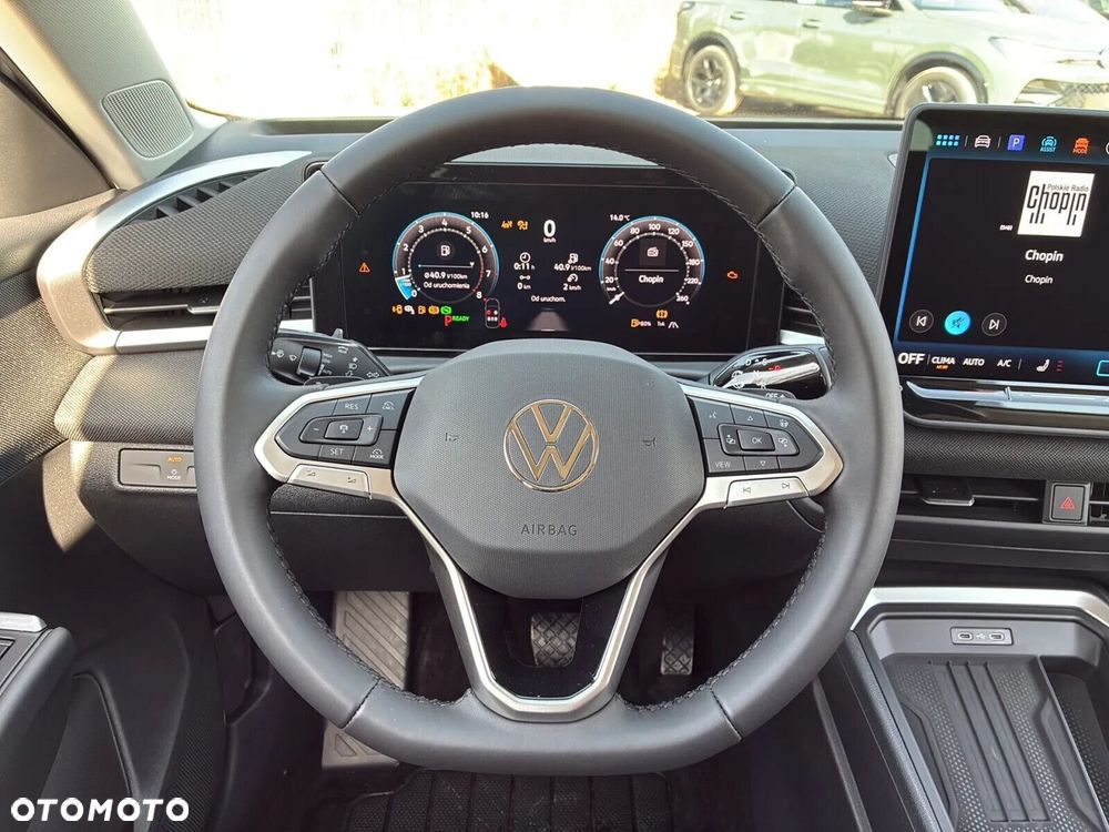 Volkswagen T-Roc - 14