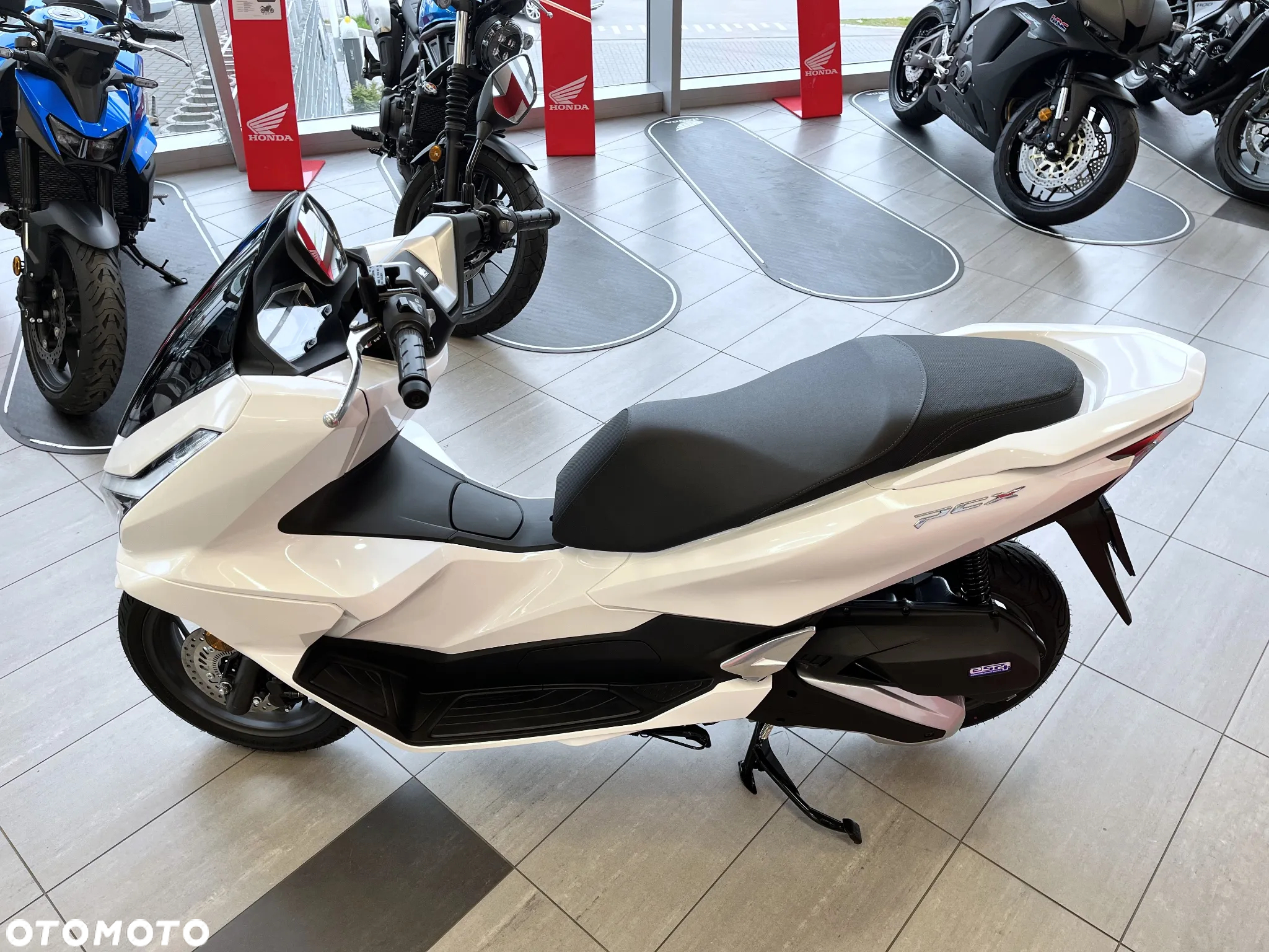 Honda PCX - 9