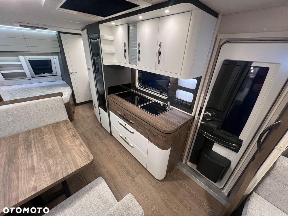 Hobby Excellent Edition 650 KMFe - 18