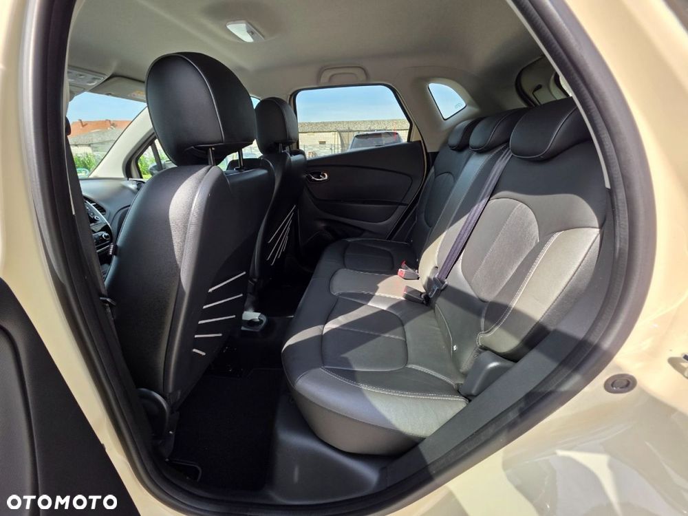 Renault Captur - 19
