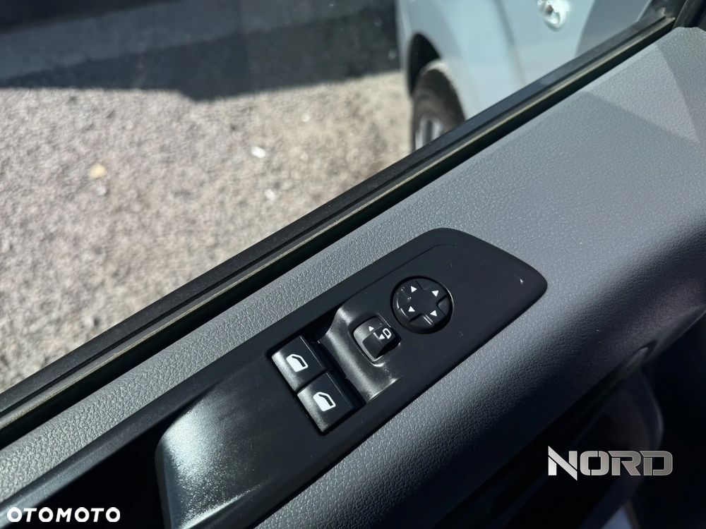 Peugeot Expert 4x4 2.0 Standard Premium - 21