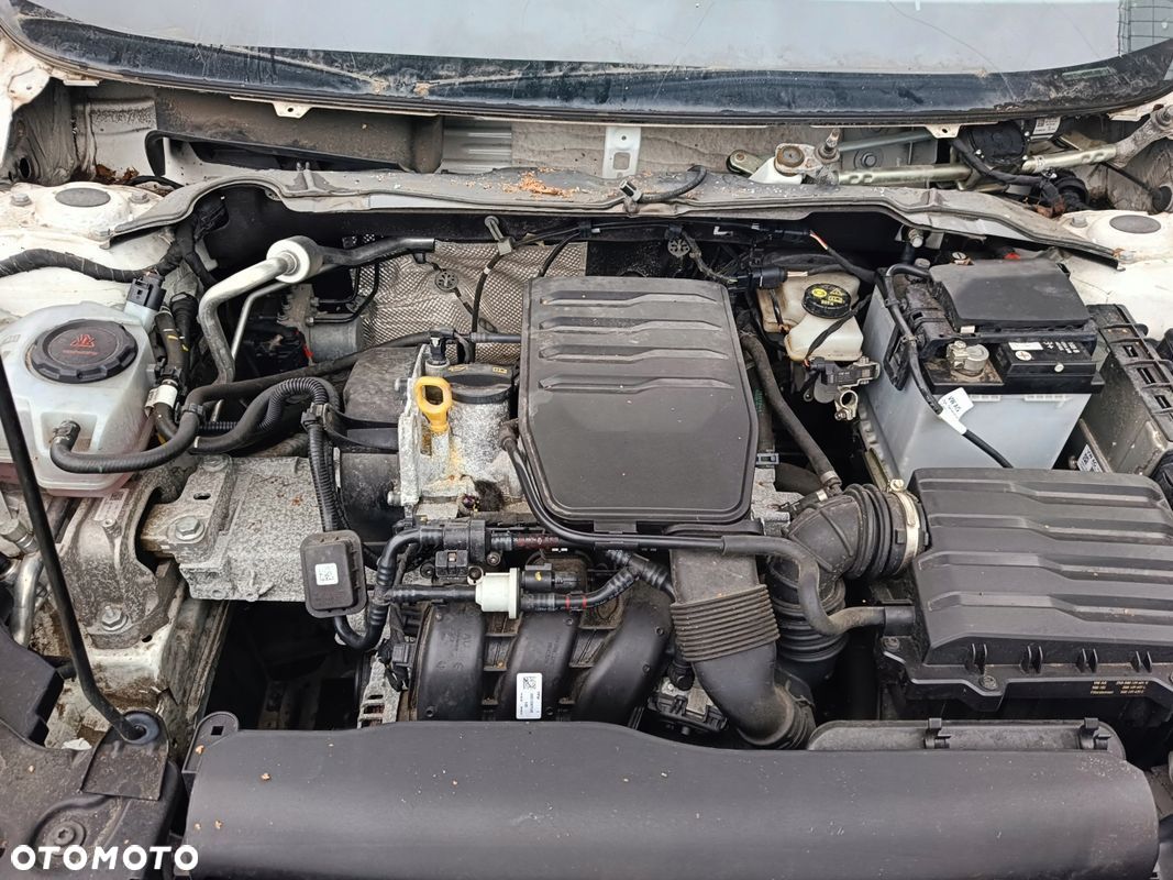 SKODA FABIA IV 1,0MPI KOLEKTOR SSĄCY 05C129712E - 1