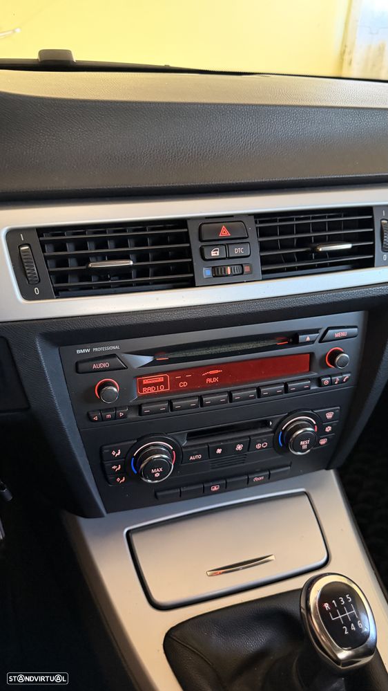 BMW 320 d Coupe - 12