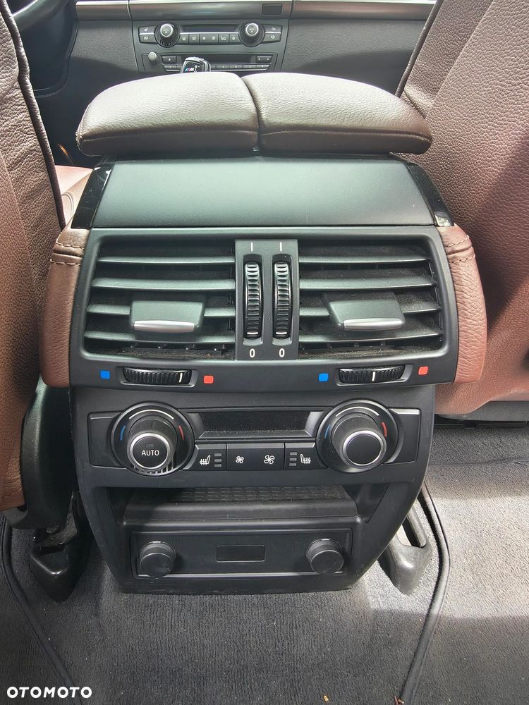BMW X6 xDrive50i M Sport - 16