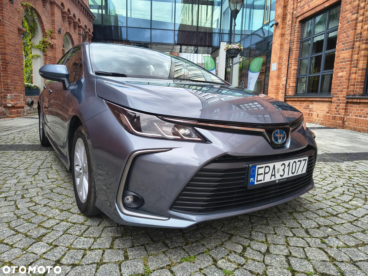 Toyota Corolla 1.8 Hybrid Comfort - 3
