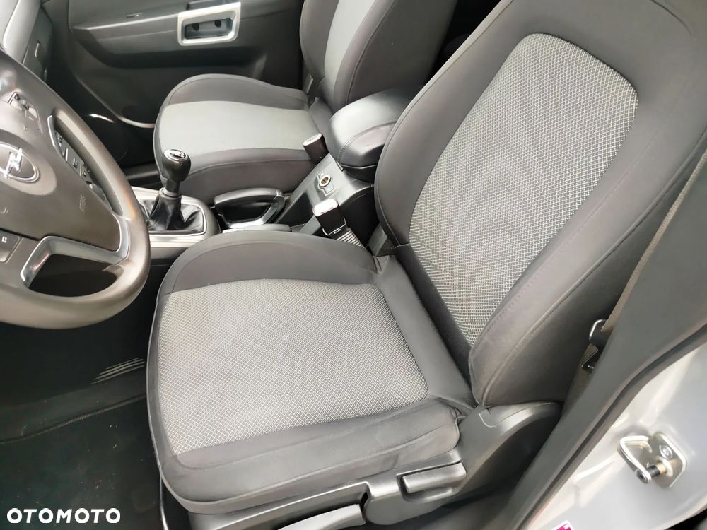 Opel Antara 2.4 4x4 Cosmo - 24