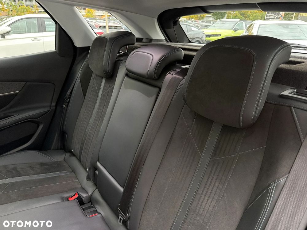 Peugeot 3008 2.0 BlueHDi Crossway S&S EAT8 - 17