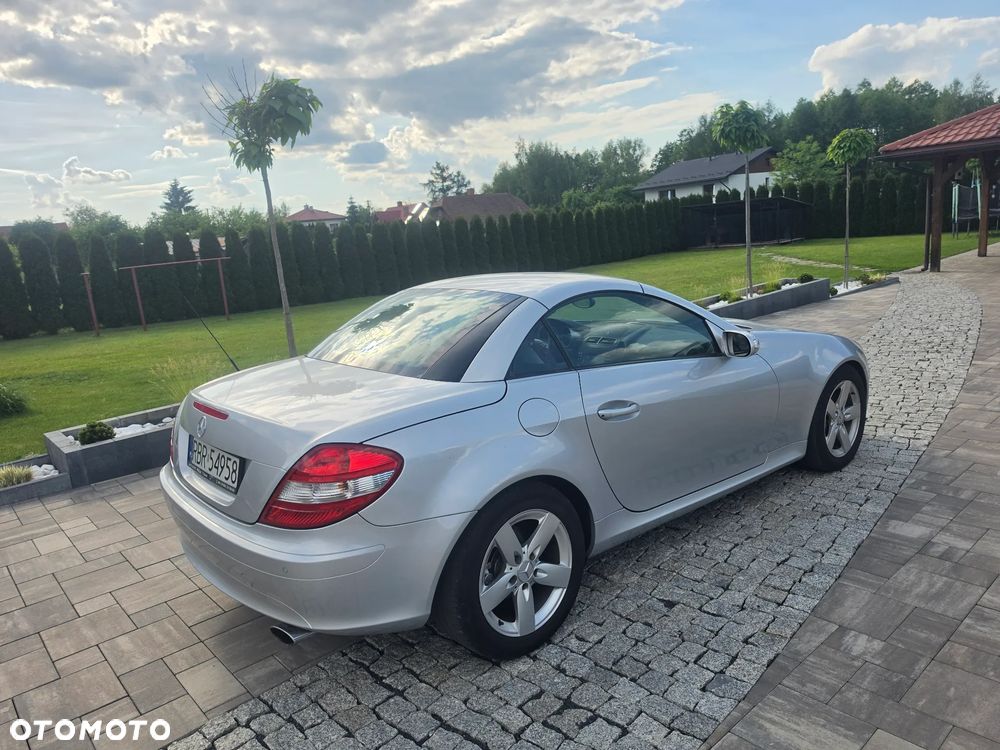 Mercedes-Benz SLK 300 Sport Edition - 21