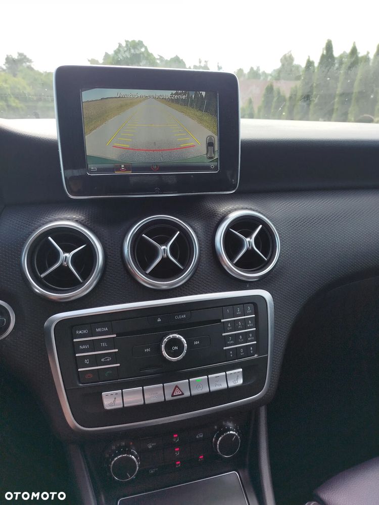 Mercedes-Benz Klasa A 180 (BlueEFFICIENCY) 7G-DCT Urban - 14
