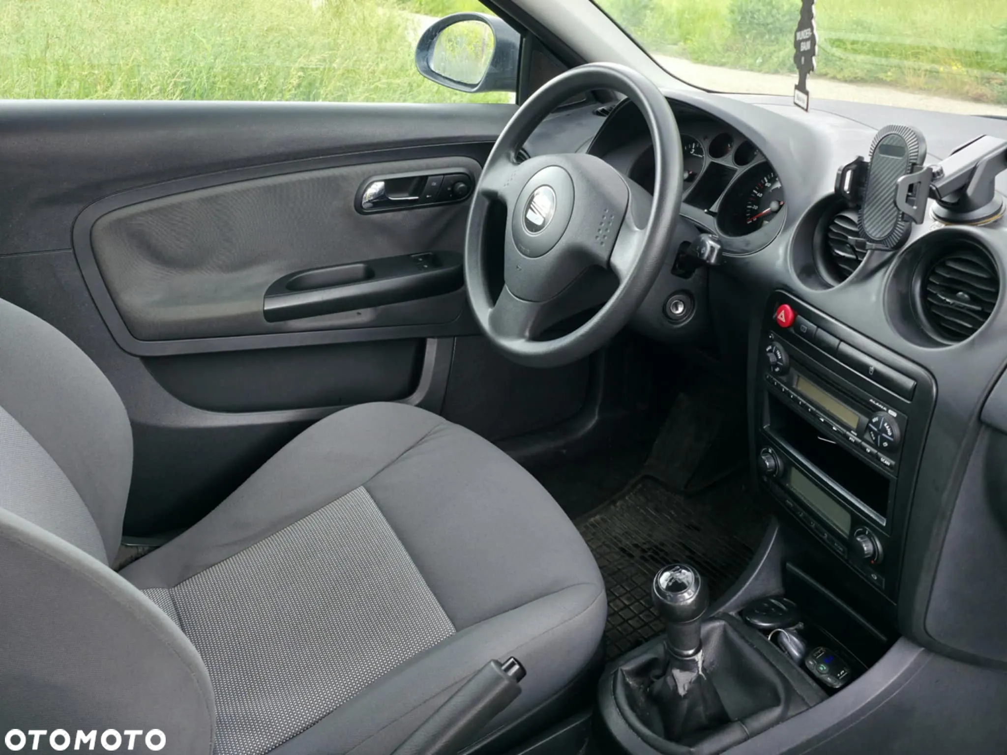 Seat Ibiza 1.4 16V Stella - 11