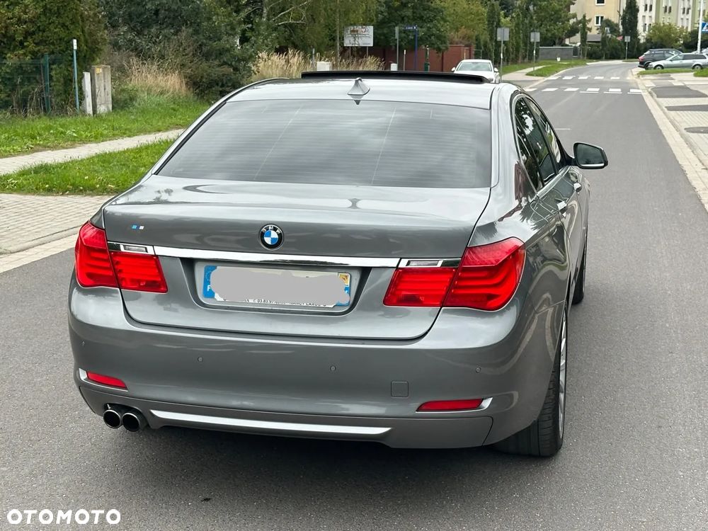 BMW Seria 7 - 17