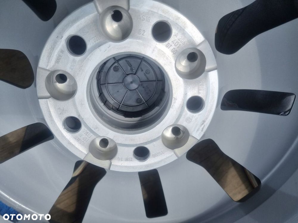 MERCEDES A2064010100 C-KLASSE W206 ALU 6,5X17 ET34.5 5X112 bdb stan - 7