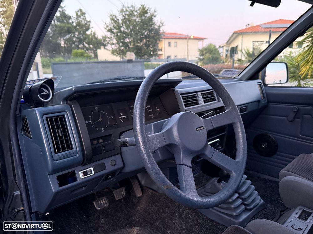 Nissan Pick Up - 13