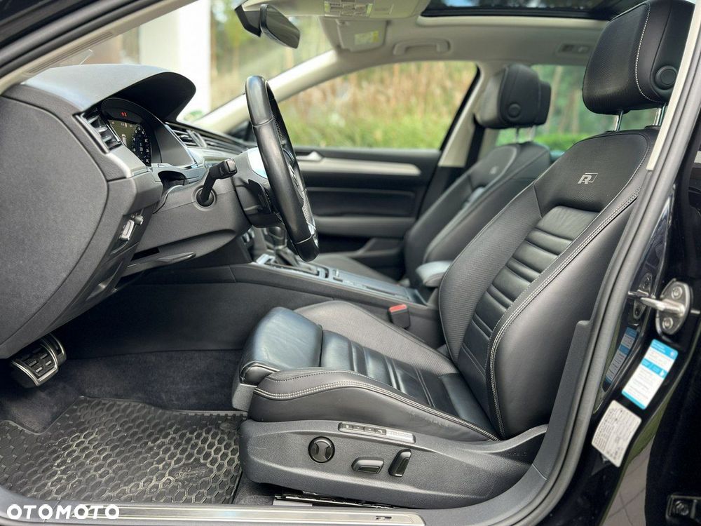 Volkswagen Passat - 9