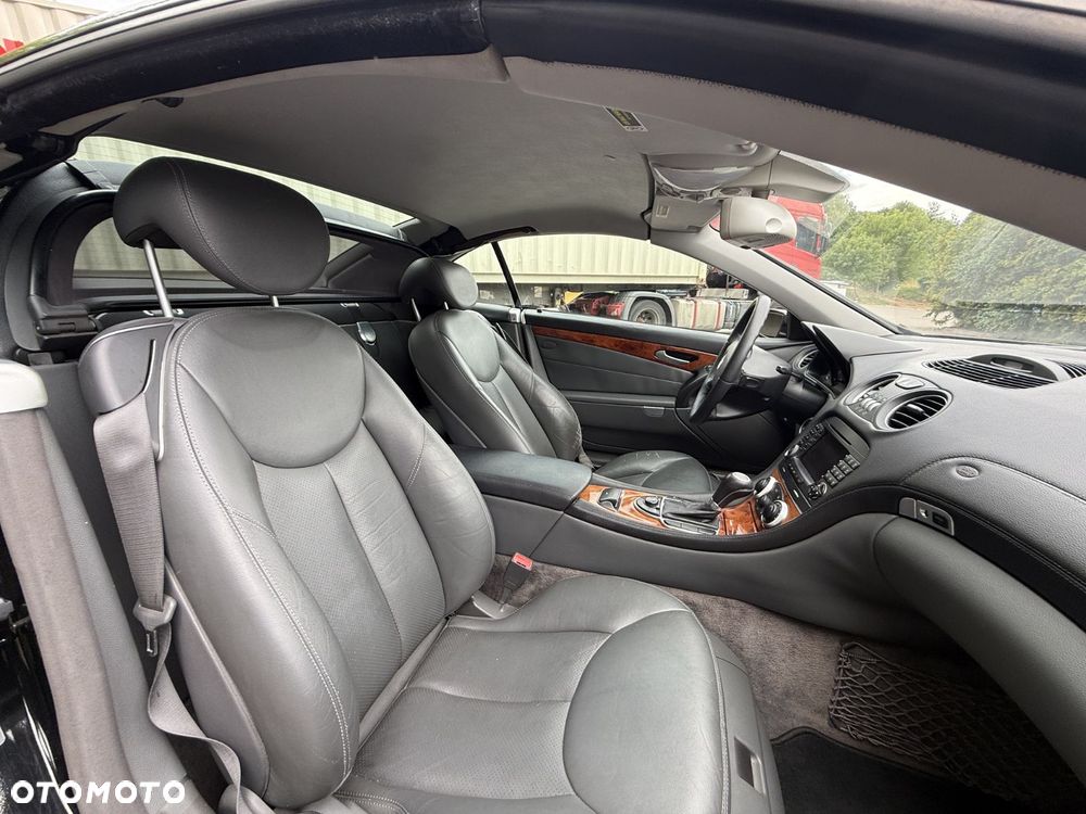 Mercedes-Benz SL 500 - 12