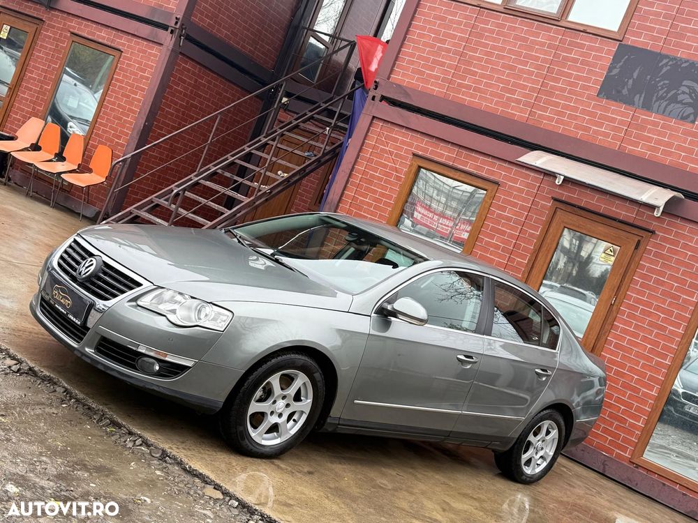 Volkswagen Passat - 30