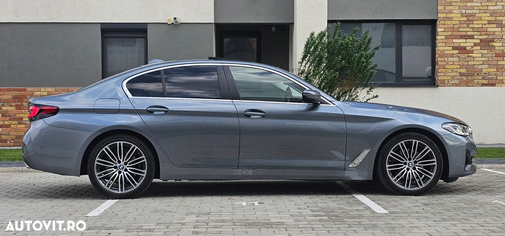 BMW Seria 5 520d Aut. M Sport Edition - 22