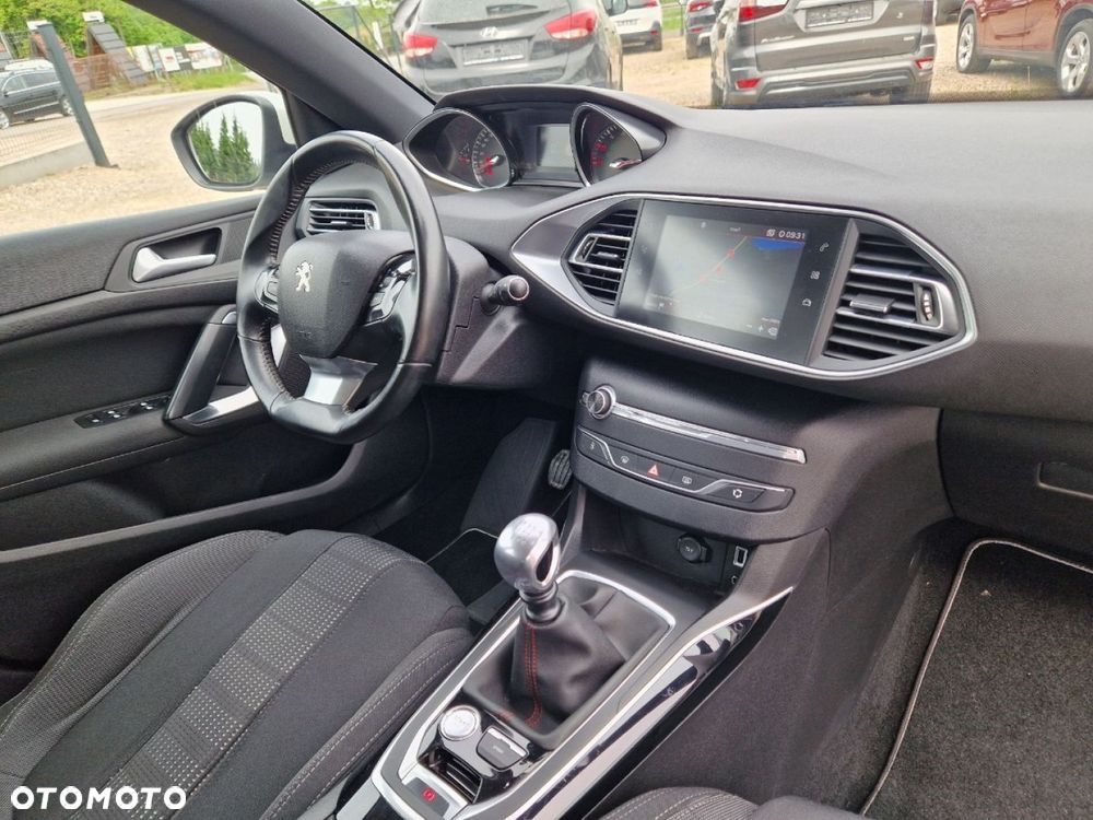Peugeot 308 BlueHDi 120 Stop & Start Allure - 22