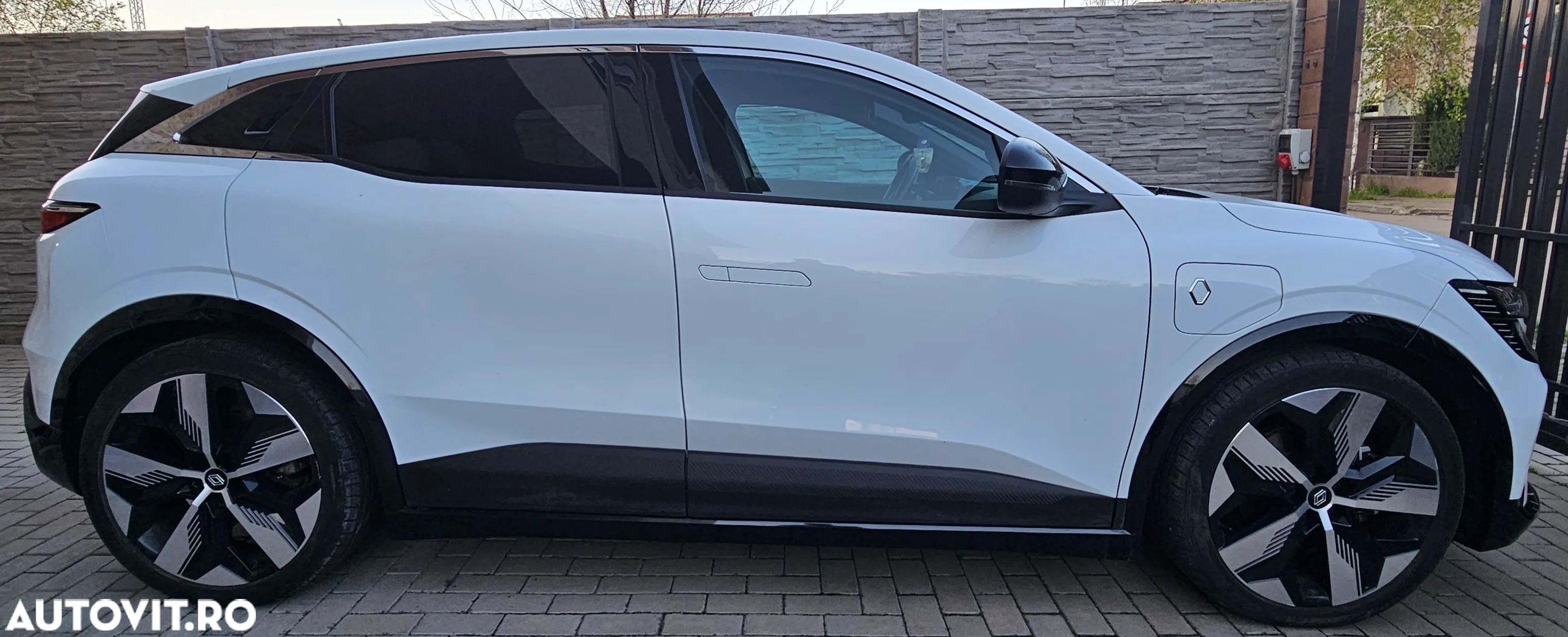 Renault Megane E-TECH EV60 super charge techno - 4