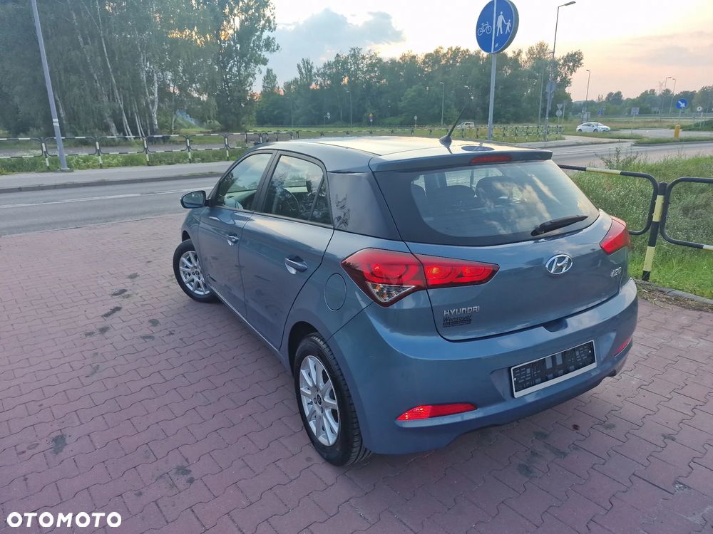 Hyundai i20 1.2 BlueDrive Elegant - 24