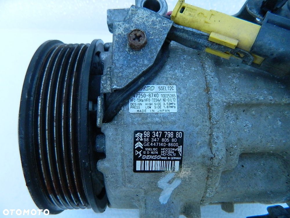Sprężarka klimatyzacji Citroen Peugeot 9834779880 - 1