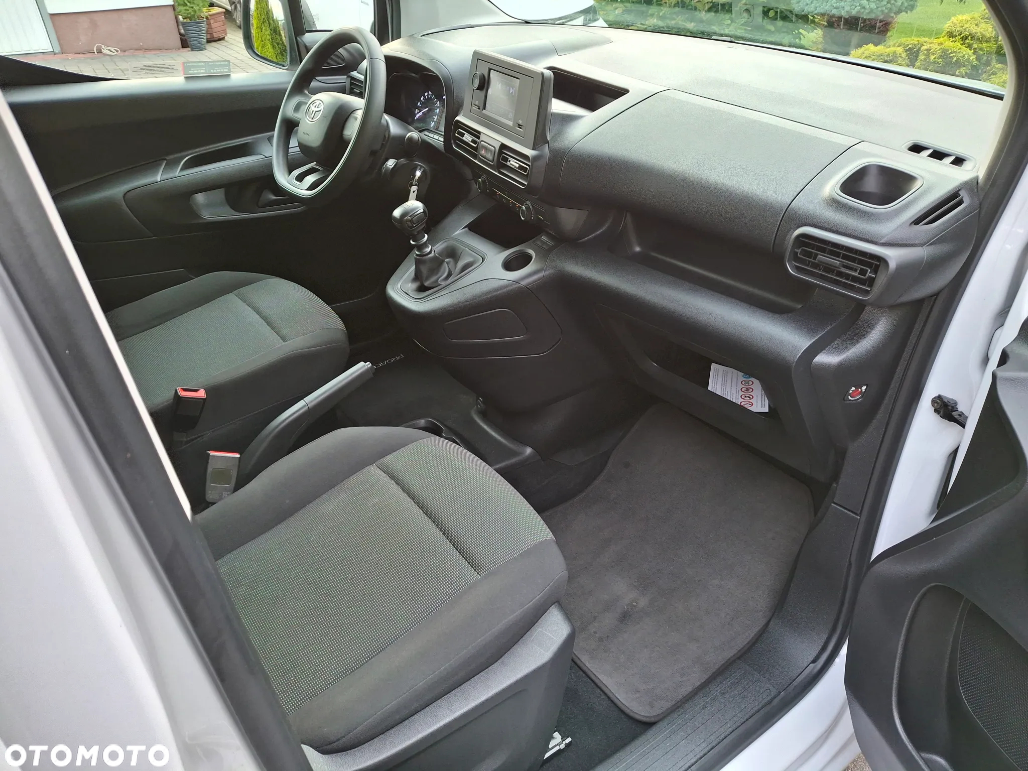 Toyota Proace City Verso 1.5 D-4D Business - 17