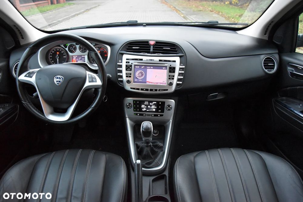 Lancia Delta 1.4 TurboJet 16v Gold - 18