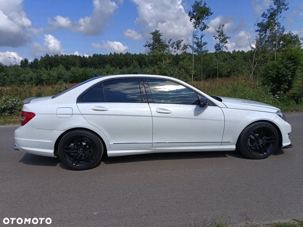 Mercedes-Benz Klasa C 350 T (BlueEFFICIENCY) 7G-TRONIC Avantgarde - 7