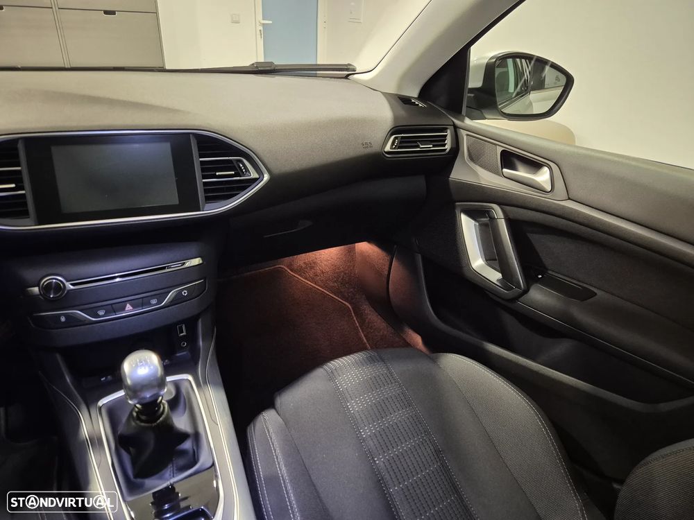 Peugeot 308 SW BlueHDi 120 Stop & Start Allure - 16