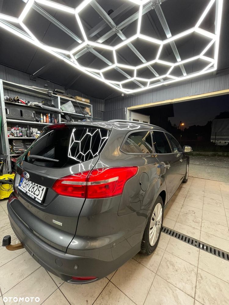 Ford Focus 1.0 EcoBoost Gold X (Trend) - 17