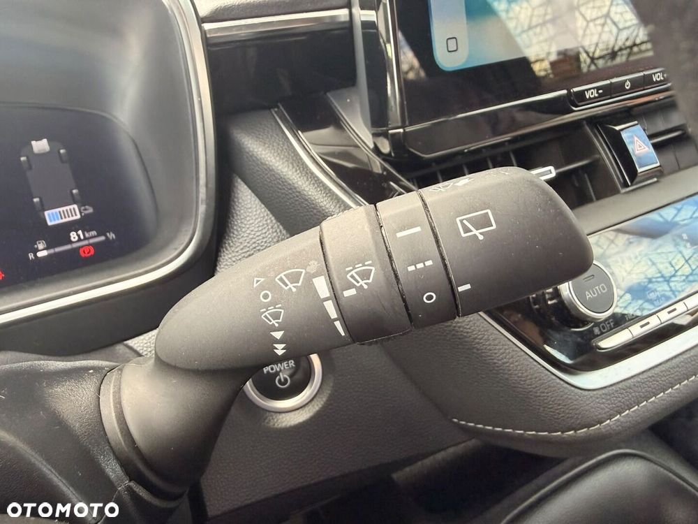 Toyota Corolla 1.8 Hybrid Comfort - 28