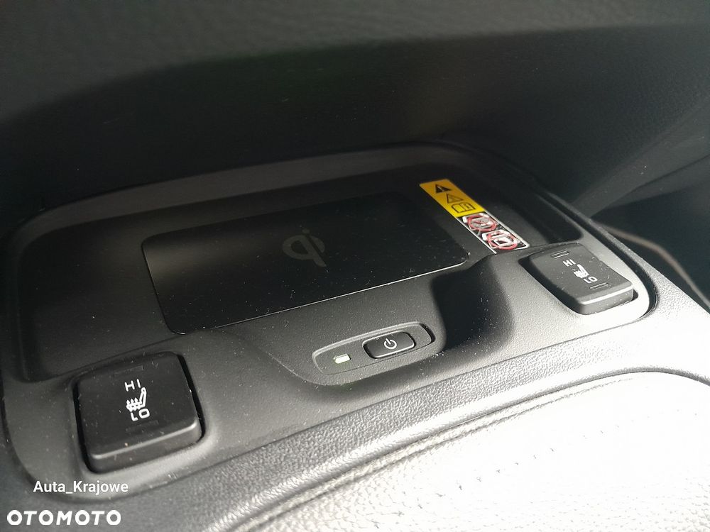 Toyota Corolla 2.0 Hybrid Style - 23