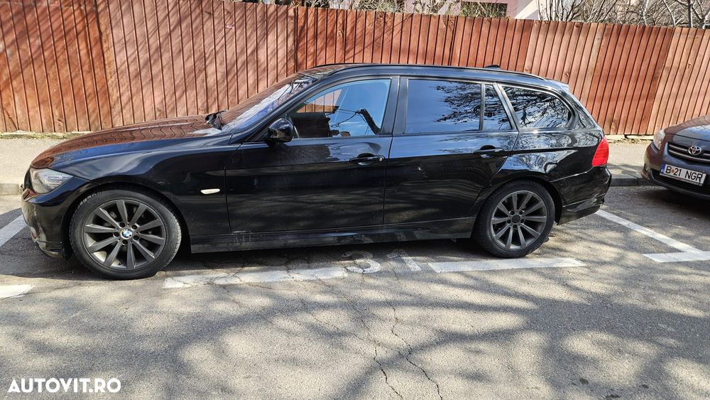 BMW Seria 3 330d xDrive Aut. - 2