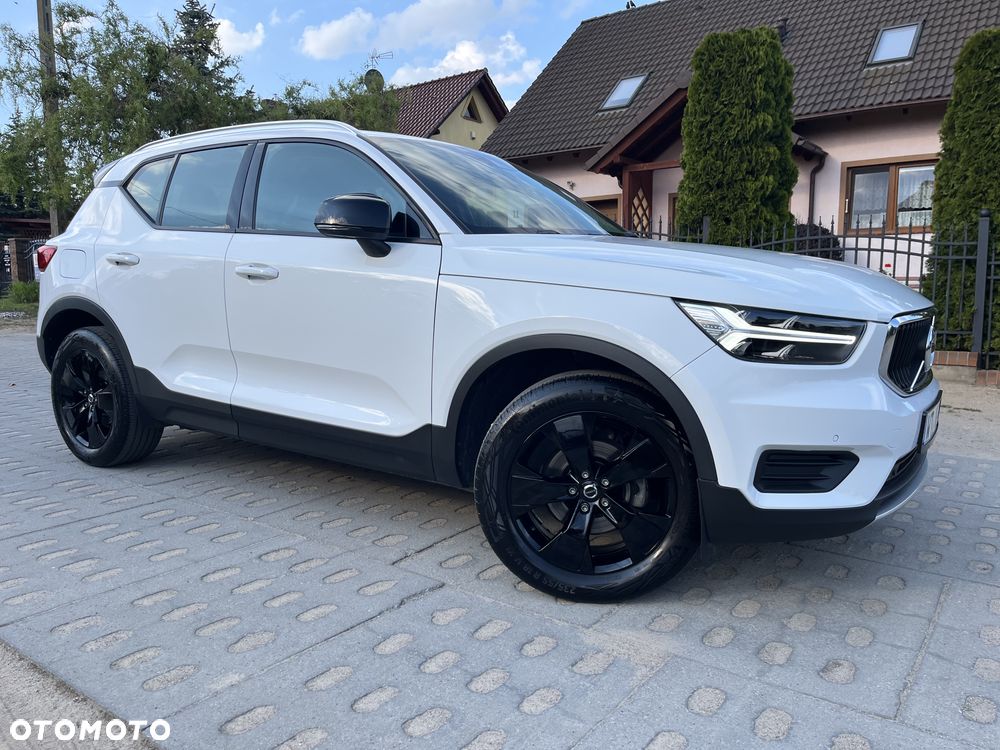 Volvo XC 40 T3 Momentum Pro - 36