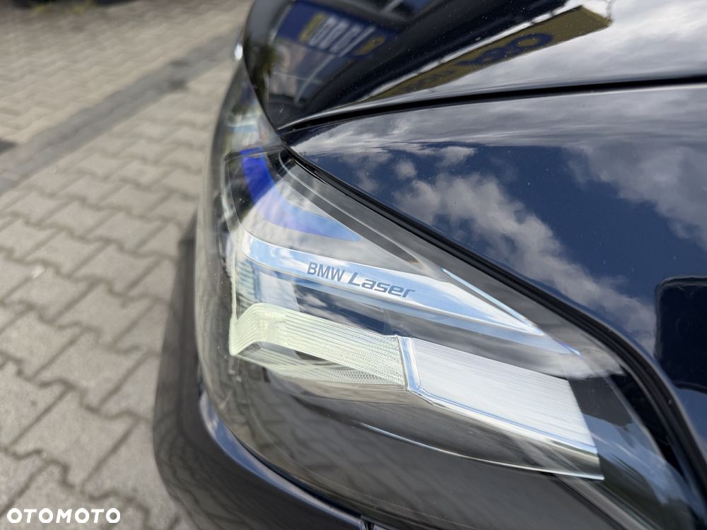 BMW Seria 5 520d xDrive M Sport Edition - 30