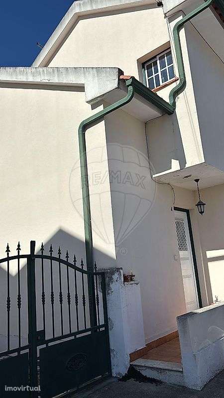 Moradia T2 para venda - Grande imagem: 2/10