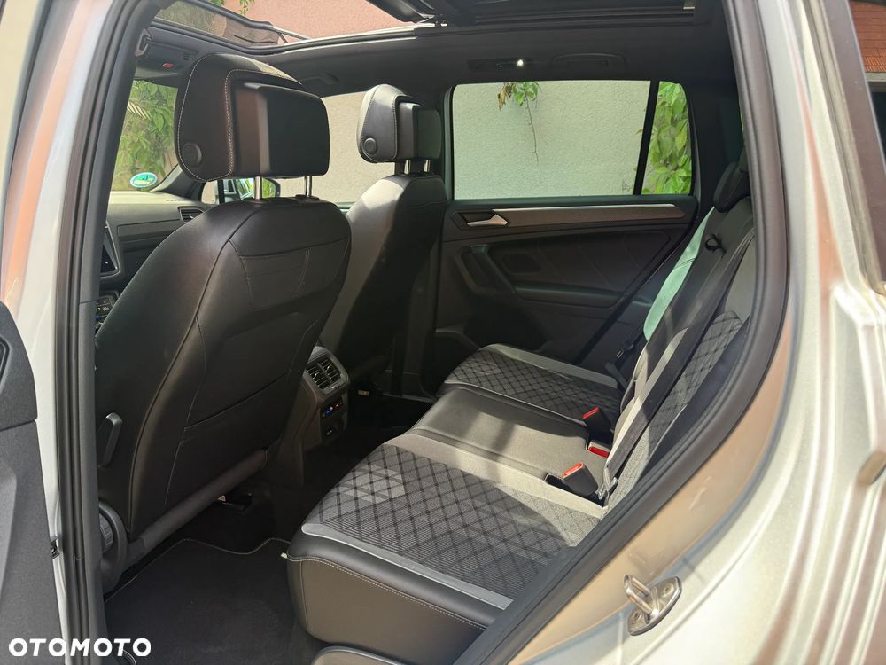 Volkswagen Tiguan 2.0 TDI SCR 4Mot R-Line DSG - 11