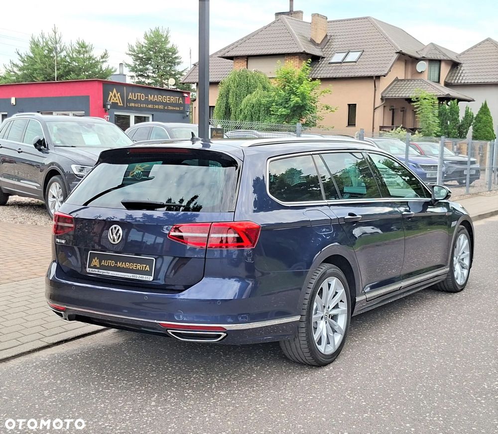 Volkswagen Passat Variant - 11