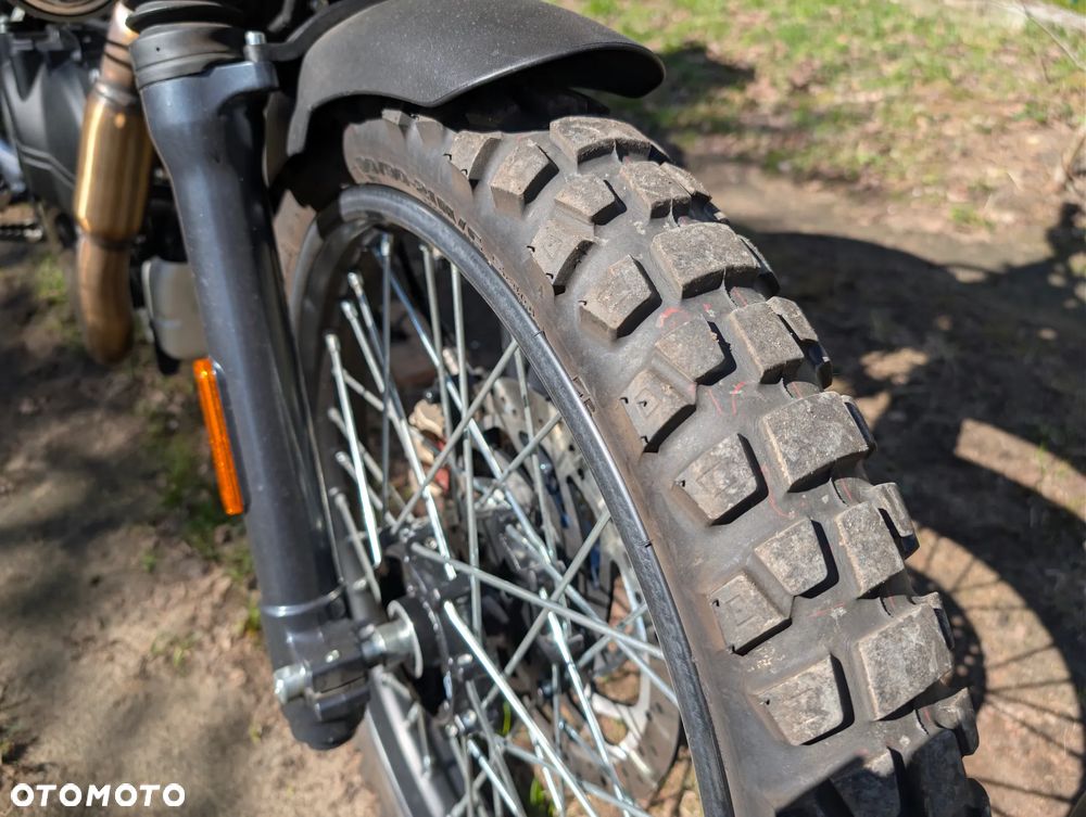 Royal Enfield Himalayan - 12