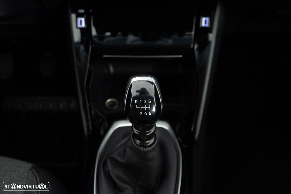 Peugeot 208 1.2 PureTech Allure Pack - 27