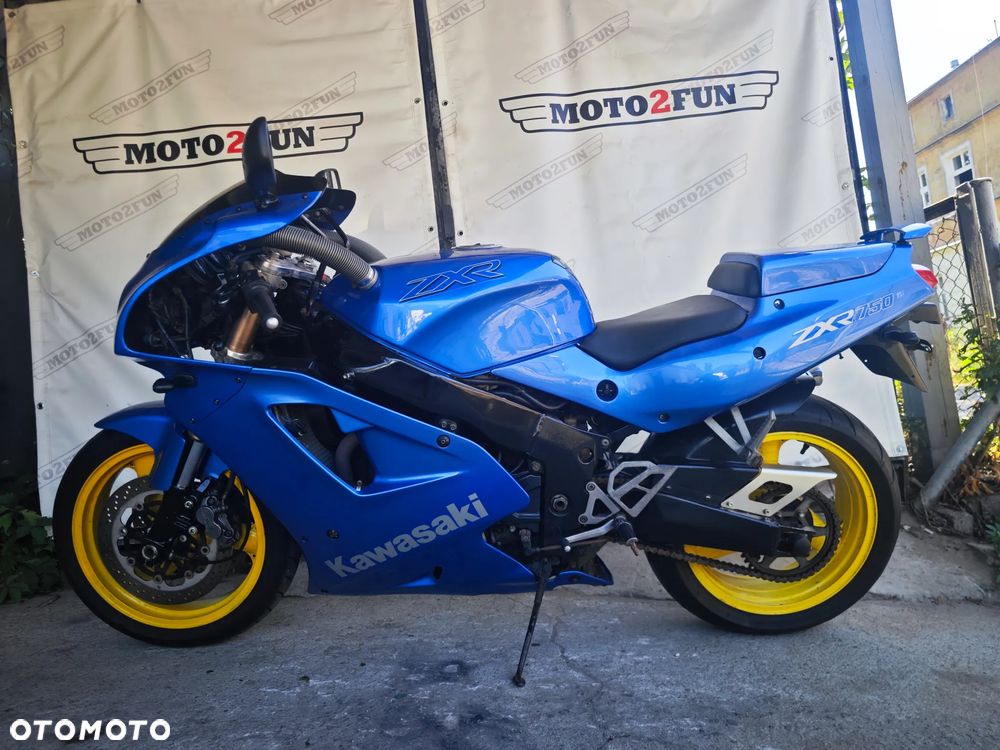 Kawasaki ZXR - 3