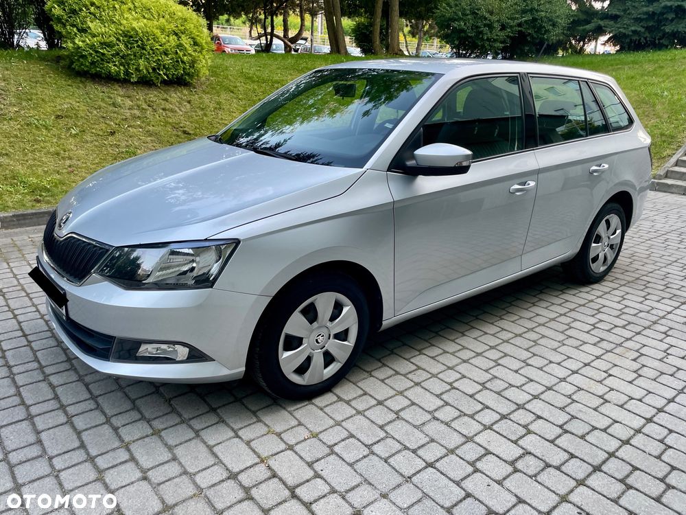 Skoda Fabia 1.2 TSI Active - 1