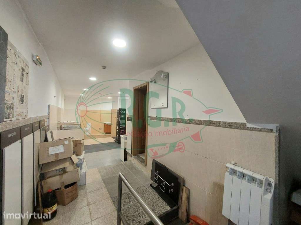 Loja de Rua Com Montra (121.50m2) - Grande imagem: 4/13