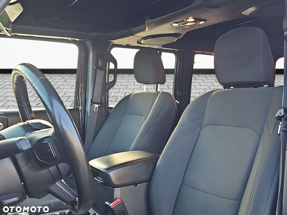 Jeep Wrangler Unlimited GME 2.0 Turbo Sport - 13