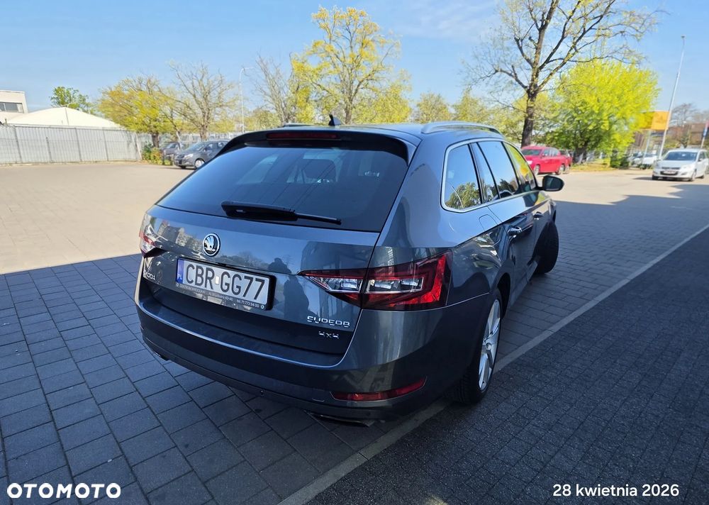 Skoda Superb 2.0 TSI 4x4 Style DSG - 9