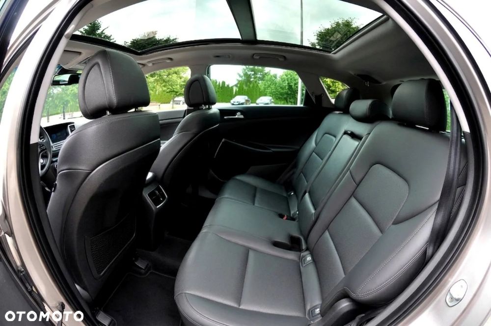 Hyundai Tucson 2.0 CRDI 2WD Style - 21