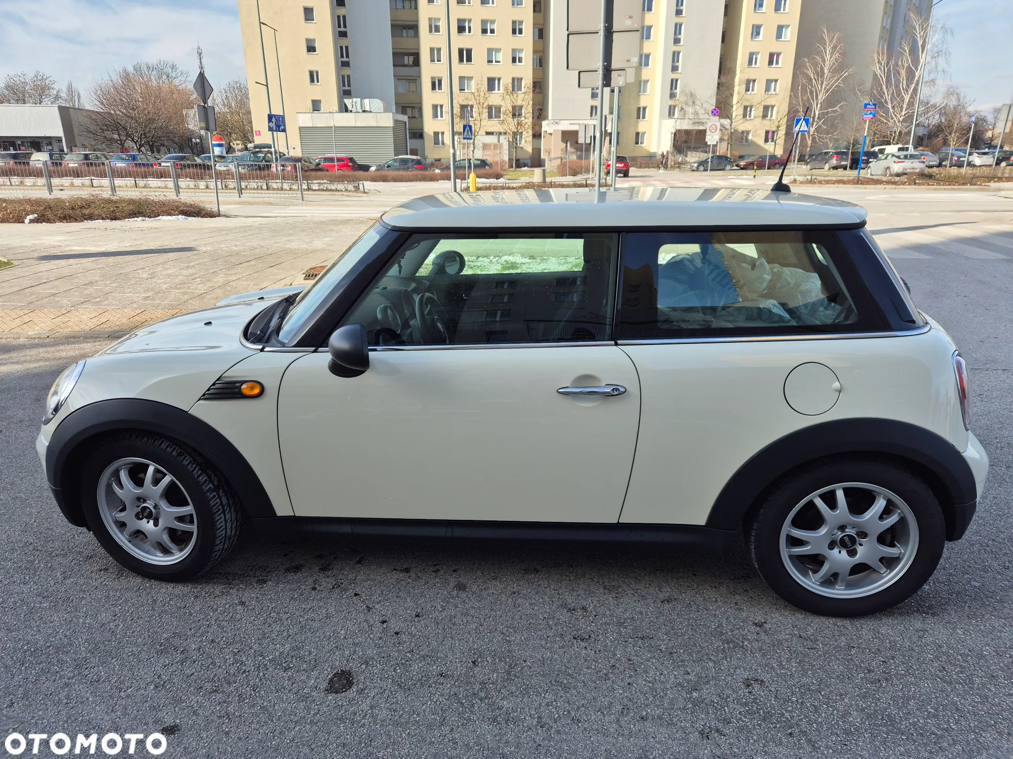 MINI ONE Standard - 3