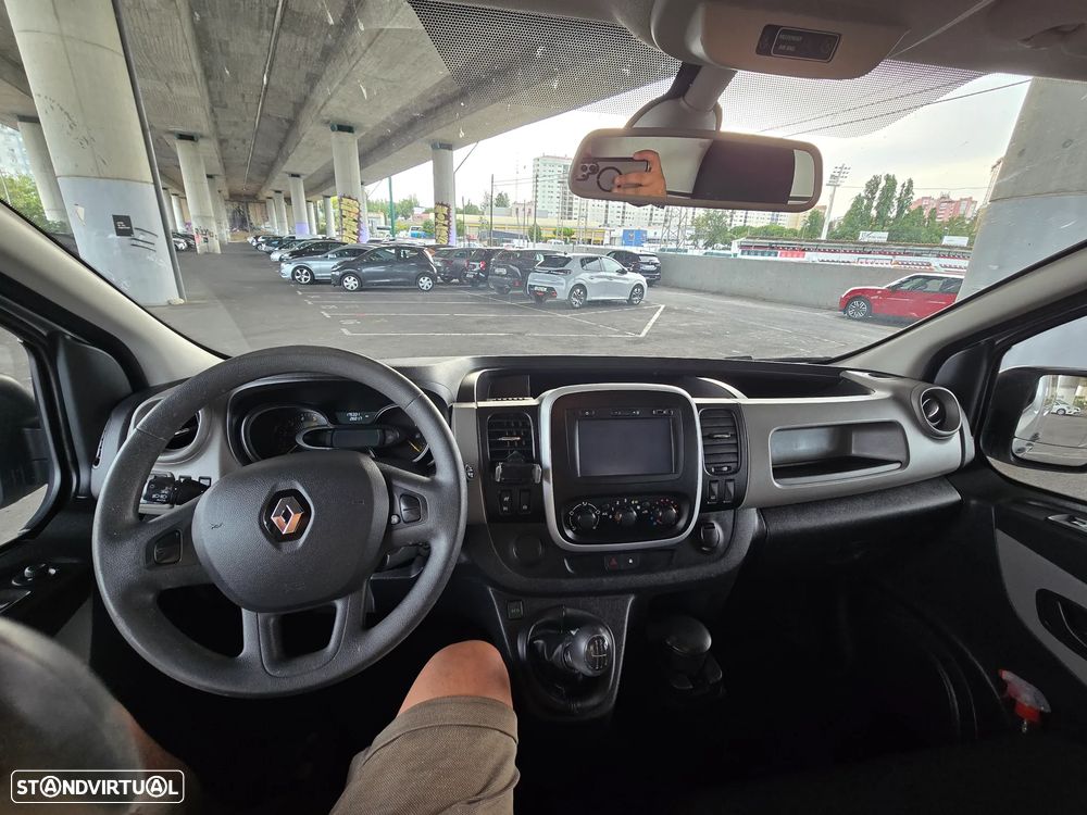 Renault Trafic - 22